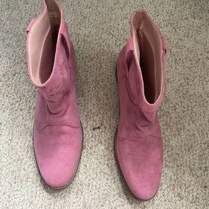 Pink Suede Boots / Booties